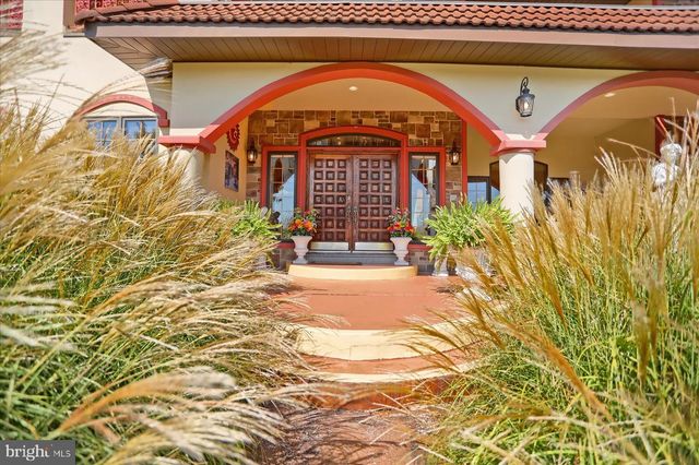 1164 GRANGERS RD, Selinsgrove, PA 17870