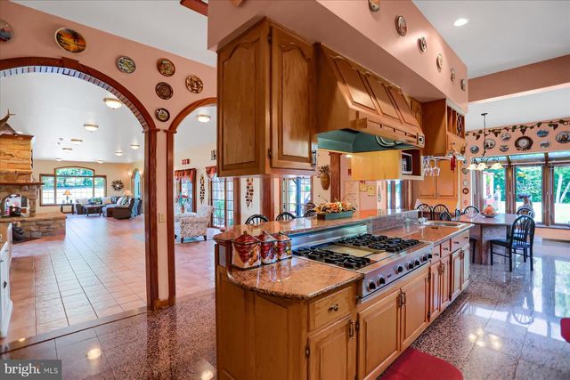 1164 GRANGERS RD, Selinsgrove, PA 17870