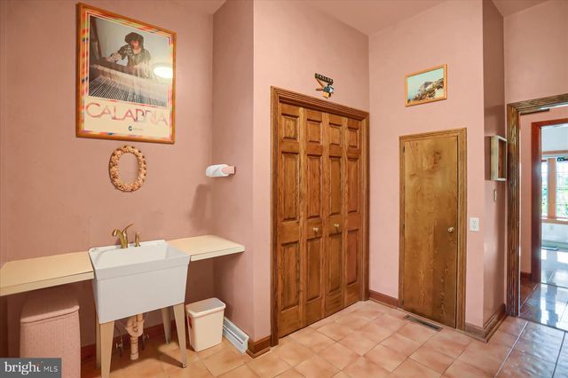 1164 GRANGERS RD, Selinsgrove, PA 17870