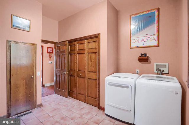 1164 GRANGERS RD, Selinsgrove, PA 17870