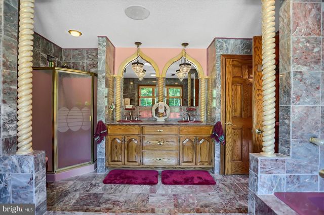 1164 GRANGERS RD, Selinsgrove, PA 17870