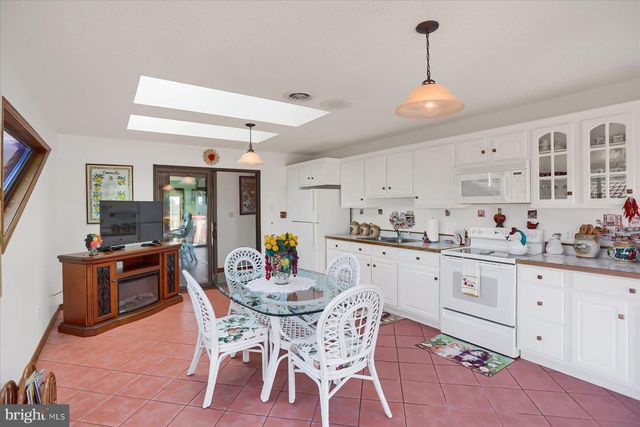 1164 GRANGERS RD, Selinsgrove, PA 17870