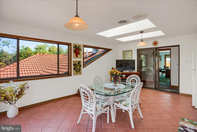 1164 GRANGERS RD, Selinsgrove, PA 17870