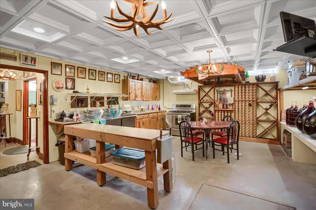 1164 GRANGERS RD, Selinsgrove, PA 17870