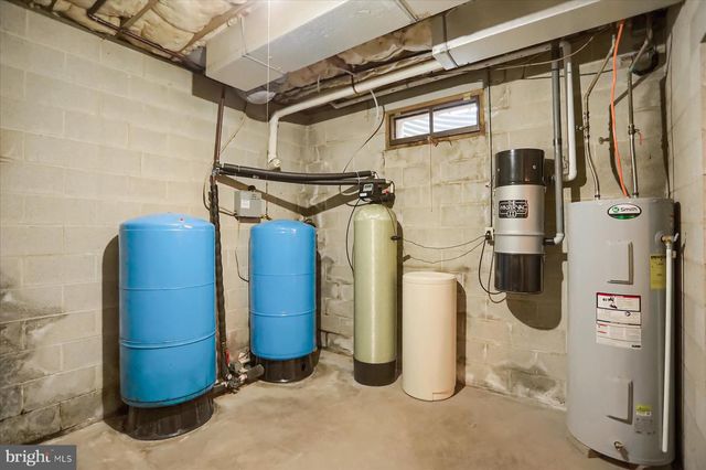 1164 GRANGERS RD, Selinsgrove, PA 17870