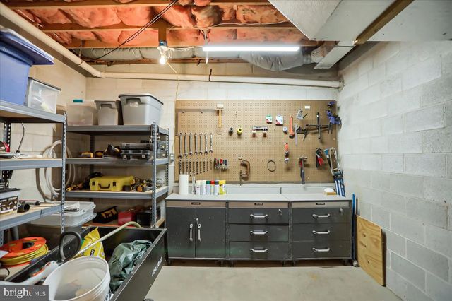 1164 GRANGERS RD, Selinsgrove, PA 17870