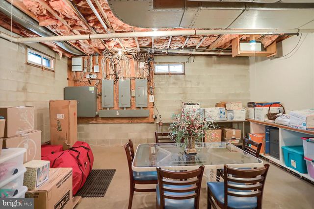 1164 GRANGERS RD, Selinsgrove, PA 17870