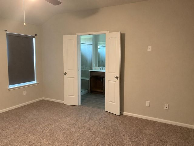 25615 Whitehaven Gate Street, Katy, TX 77493