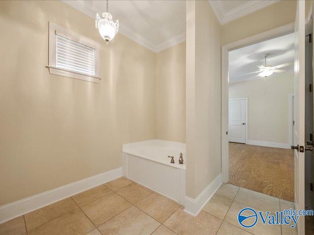 2 Braxton Street NW, Huntsville, AL 35806