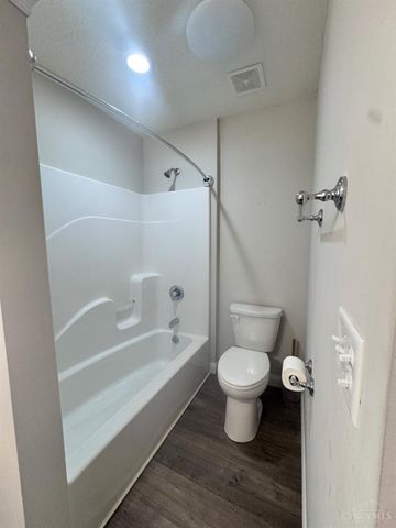 5663 Olde Winton Ct, Fairfield, OH 45014