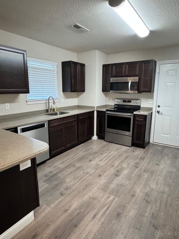 5663 Olde Winton Ct, Fairfield, OH 45014