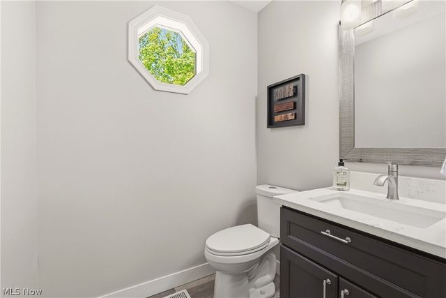 6813 Palmerston Drive, Mentor, OH 44060