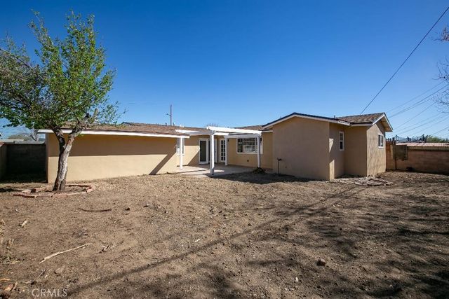 1720 Sweetbrier, Palmdale, CA 93550