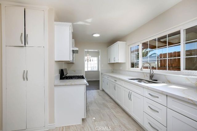 1720 Sweetbrier, Palmdale, CA 93550