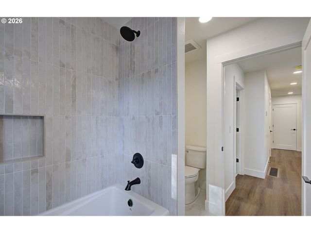 28520 Ne 74TH Ct, Battle Ground, WA 98604