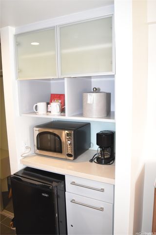 410 Atkinson Drive 1810, Honolulu, HI 96814