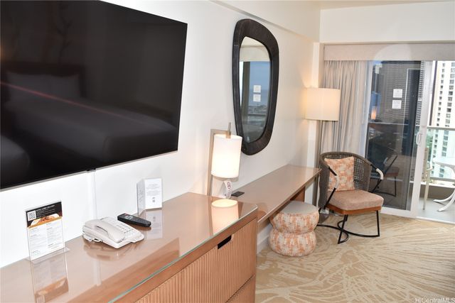 410 Atkinson Drive 1810, Honolulu, HI 96814