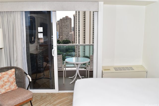 410 Atkinson Drive 1810, Honolulu, HI 96814