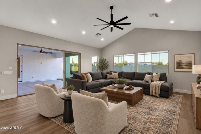 4054 E PRESCOTT Place, Chandler, AZ 85249