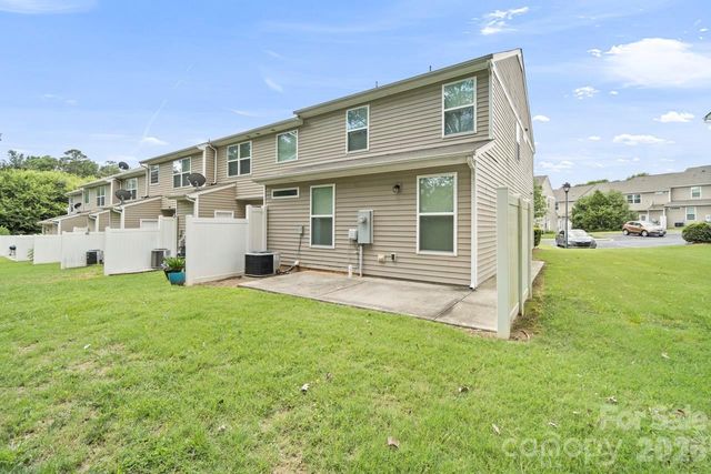 1880 Aston Mill Place, Charlotte, NC 28273