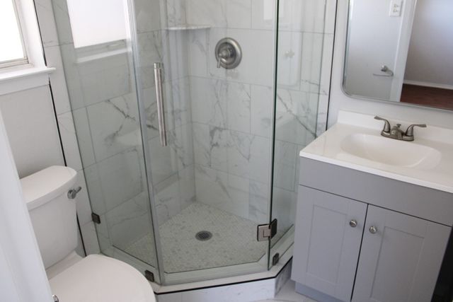 124 Oakhurst Drive, Bedford, TX 76022