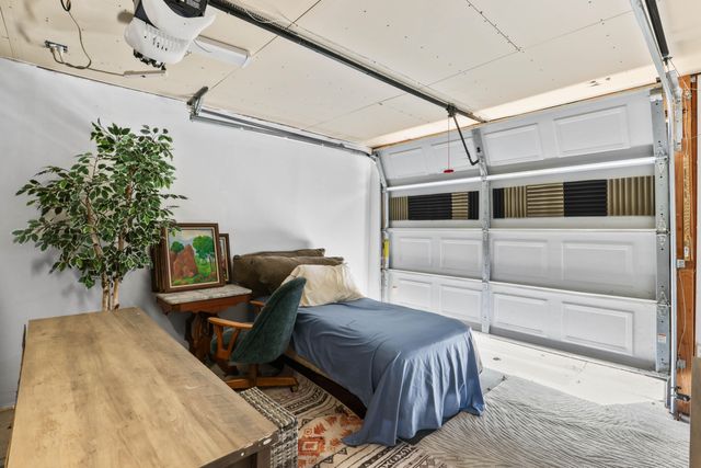 2987 Delta Waters Road, Medford, OR 97504