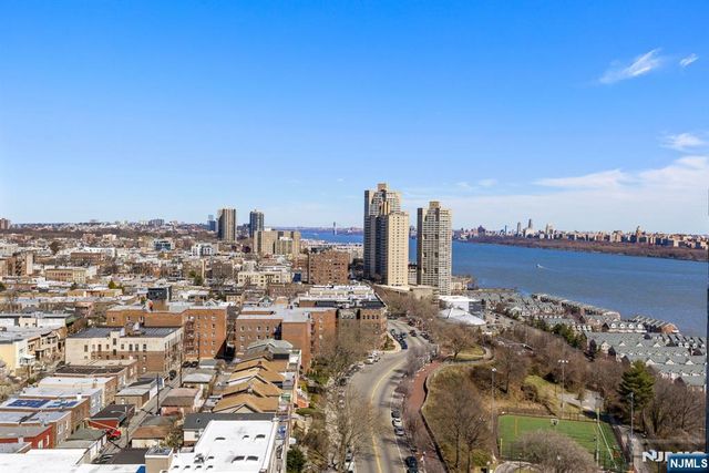 6050 Kennedy Boulevard 20G, West New York, NJ 07093