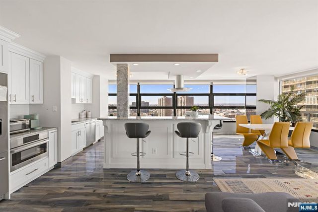 6050 Kennedy Boulevard 20G, West New York, NJ 07093