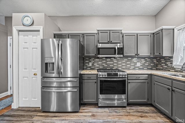 412 Old Romney Drive, Lafayette, IN 47909