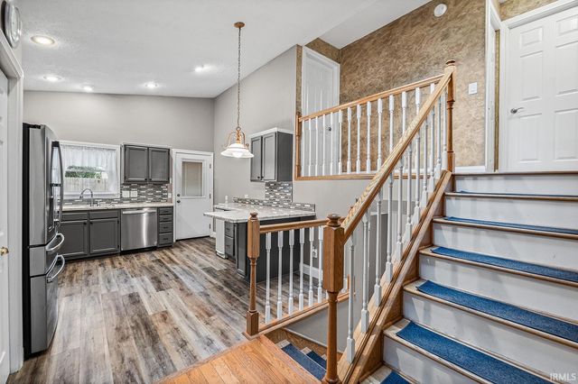 412 Old Romney Drive, Lafayette, IN 47909