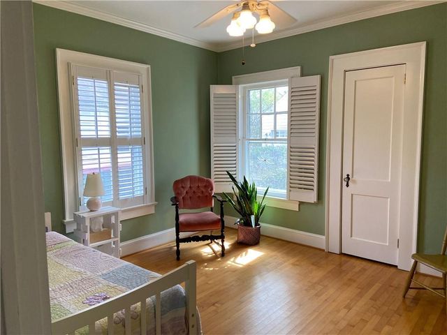 211 Greenwood Circle, Decatur, GA 30030