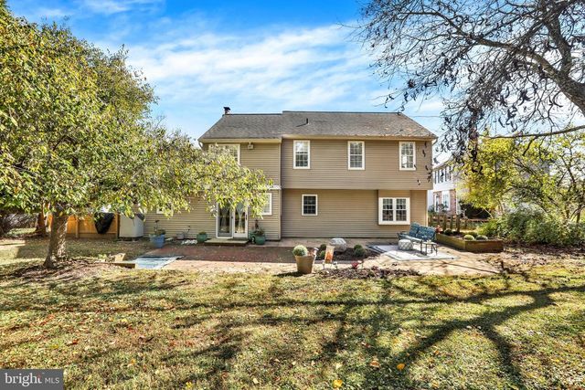 7 ANDOVER PL, Newtown, PA 18940