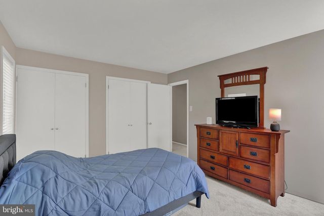 7 ANDOVER PL, Newtown, PA 18940