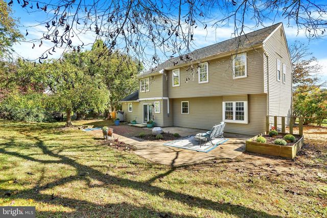 7 ANDOVER PL, Newtown, PA 18940