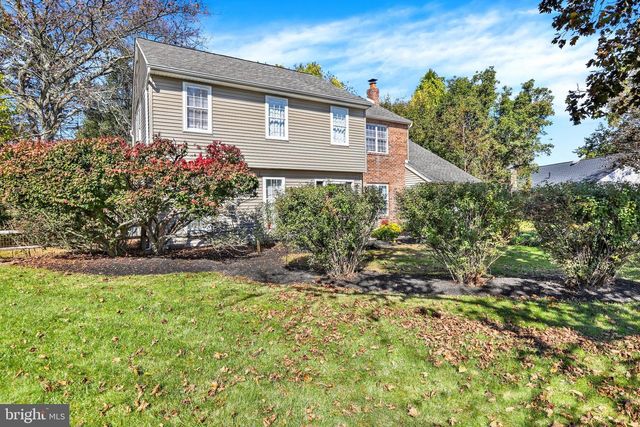 7 ANDOVER PL, Newtown, PA 18940