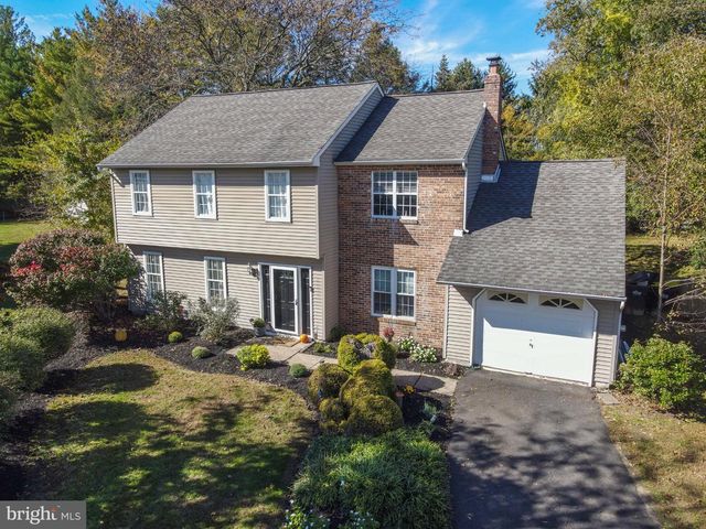 7 ANDOVER PL, Newtown, PA 18940