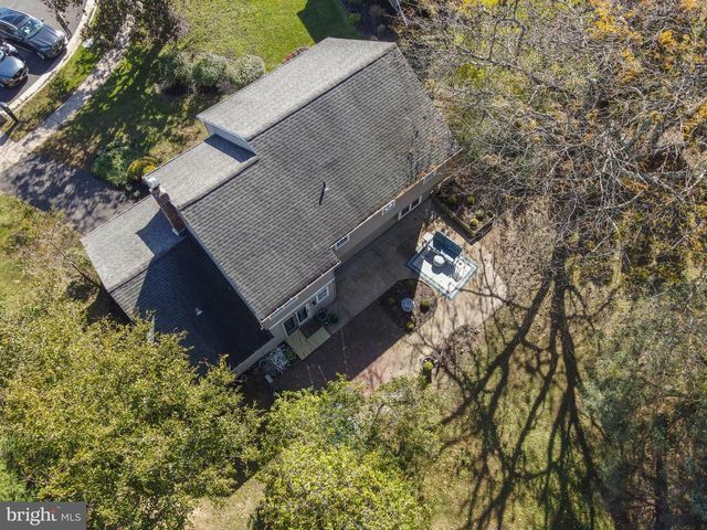 7 ANDOVER PL, Newtown, PA 18940