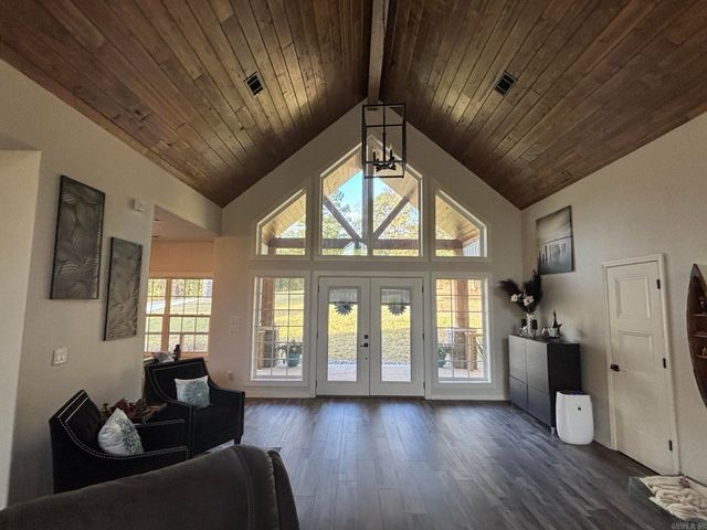 177 Green Creek Trl, Shirley, AR 72153