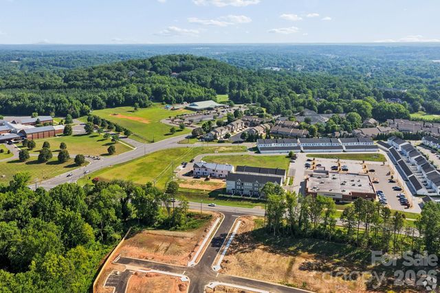 213 Vanguard Lane 19, Gastonia, NC 28056