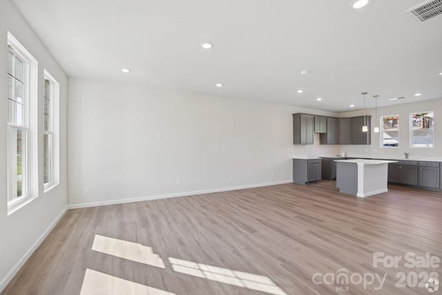 213 Vanguard Lane 19, Gastonia, NC 28056