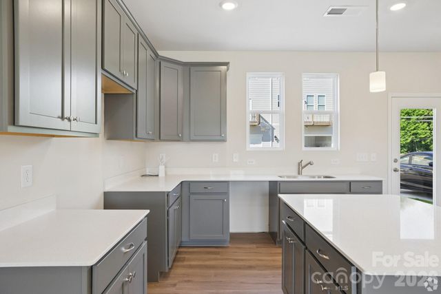 213 Vanguard Lane 19, Gastonia, NC 28056