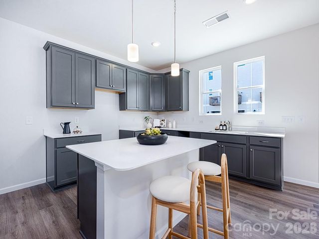 213 Vanguard Lane 19, Gastonia, NC 28056