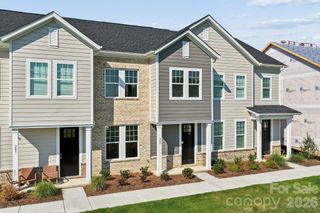 213 Vanguard Lane 19, Gastonia, NC 28056