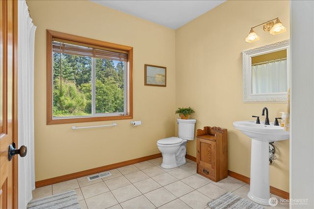 7804 S Lake Stevens Road, Lake Stevens, WA 98258