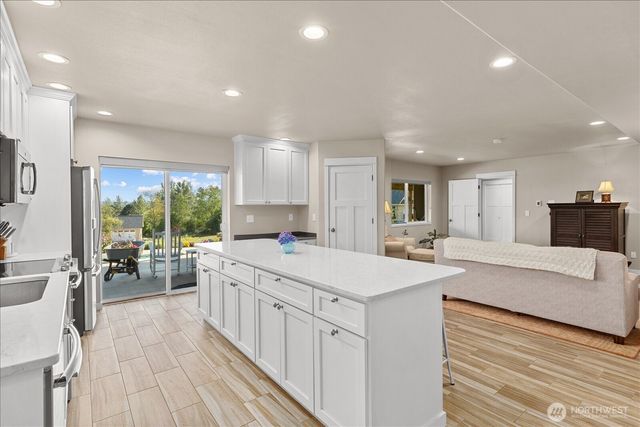 7804 S Lake Stevens Road, Lake Stevens, WA 98258