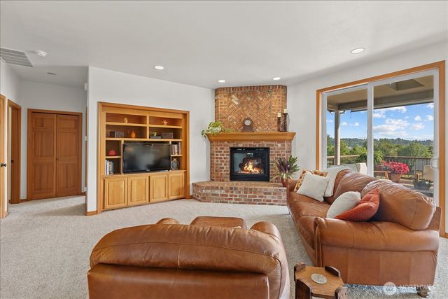 7804 S Lake Stevens Road, Lake Stevens, WA 98258