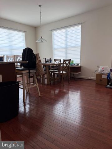 9801 WOOD GLEN TER, Lanham, MD 20706