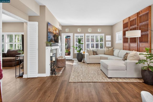 6206 Lakeview Cir, San Ramon, CA 94582