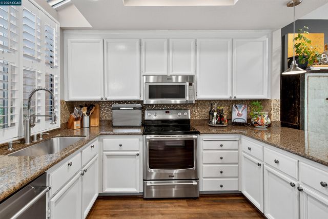 6206 Lakeview Cir, San Ramon, CA 94582