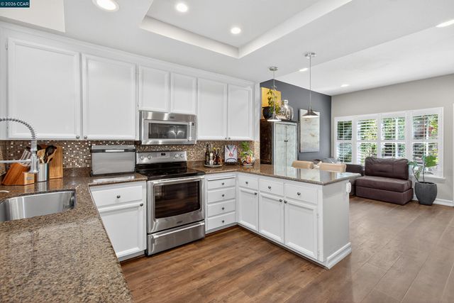 6206 Lakeview Cir, San Ramon, CA 94582